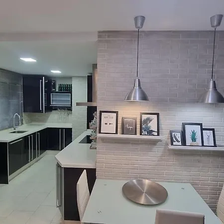 Piso Centrico Y Tranquilo Apartment